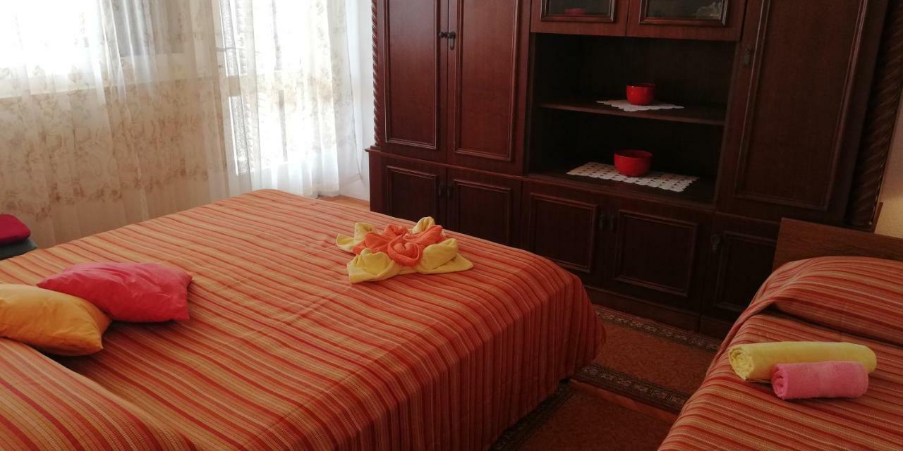 Apartments&Rooms Miro Sea View - Near Beach Sumartin Kültér fotó